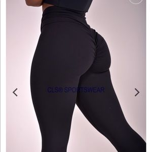 NWT CLS custom Shape Seamless Front Leggings, Preto, size S